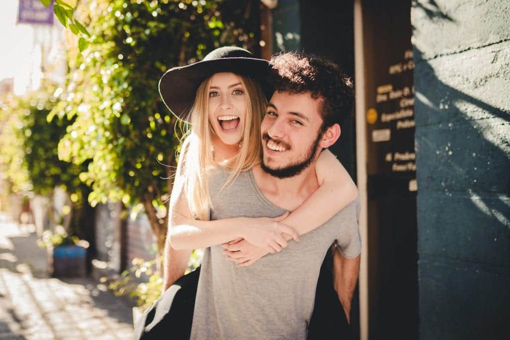 How to Get a Pisces Man Attention – 3 Subtle Ways That Work