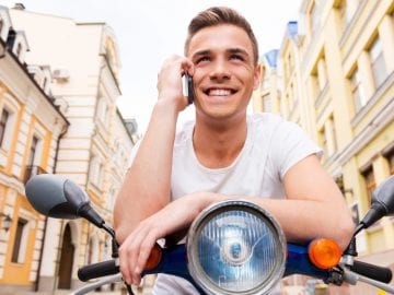 5 Ways To Get A Pisces Man To Text And Call You First