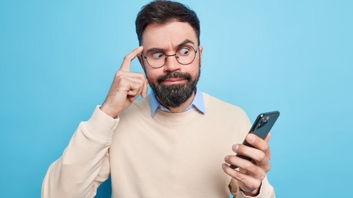 6 Mistakes To Avoid When Texting A Pisces Man